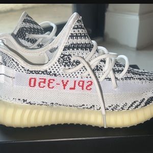 Zebra Yeezys size 7